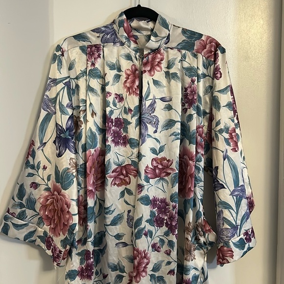 Vintage Primary Layer Medium Rose Floral Satin Caftan Housecoat Robe Nightgown - Picture 10 of 17